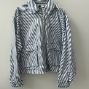 Viral H&M jacket and carpenter pants set